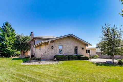 Tiny photo for 8843 Oxford Street, Woodridge, IL 60517 (MLS # 12471308)