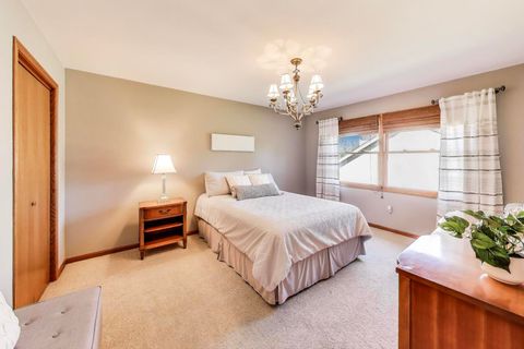 Tiny photo for 8843 Oxford Street, Woodridge, IL 60517 (MLS # 12471308)