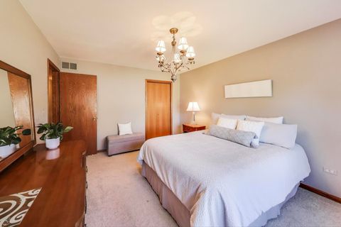 Tiny photo for 8843 Oxford Street, Woodridge, IL 60517 (MLS # 12471308)