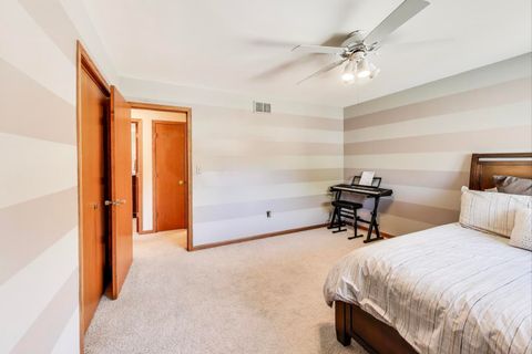 Tiny photo for 8843 Oxford Street, Woodridge, IL 60517 (MLS # 12471308)