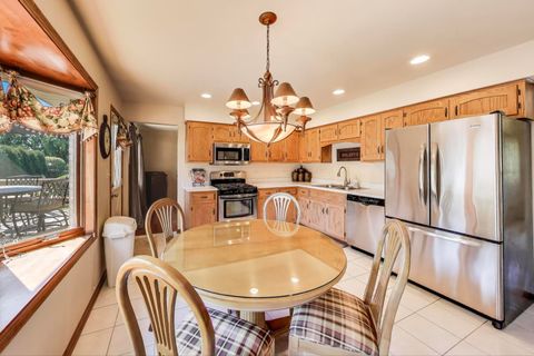 Tiny photo for 8843 Oxford Street, Woodridge, IL 60517 (MLS # 12471308)