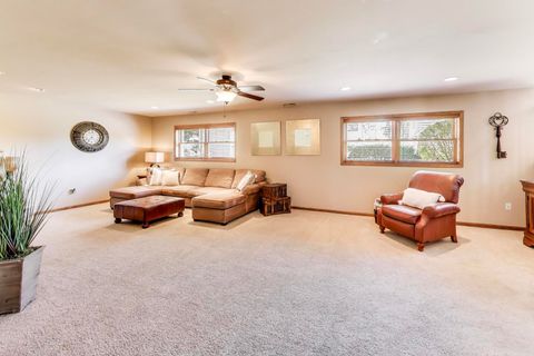 Tiny photo for 8843 Oxford Street, Woodridge, IL 60517 (MLS # 12471308)