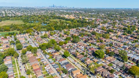 Tiny photo for 7234 S Sacramento Avenue, Chicago, IL 60629 (MLS # 12492993)