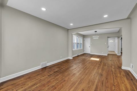 Tiny photo for 7234 S Sacramento Avenue, Chicago, IL 60629 (MLS # 12492993)