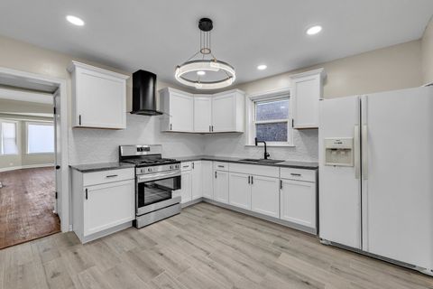Tiny photo for 7234 S Sacramento Avenue, Chicago, IL 60629 (MLS # 12492993)