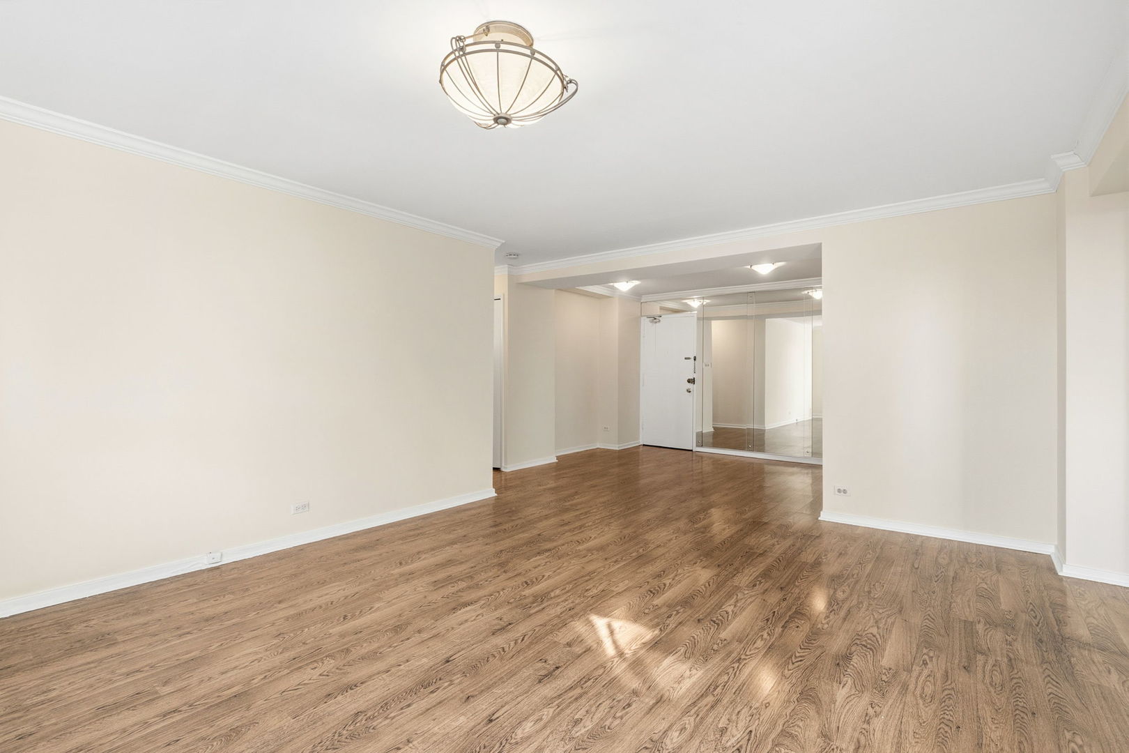 2909 N Sheridan Road 802