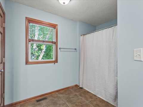 Tiny photo for 6058 Dorothy Lane, Roscoe, IL 61073 (MLS # 12468303)