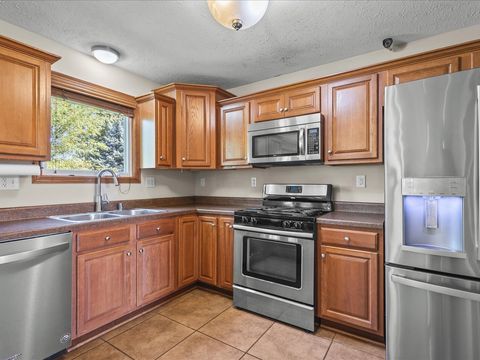 Tiny photo for 6058 Dorothy Lane, Roscoe, IL 61073 (MLS # 12468303)