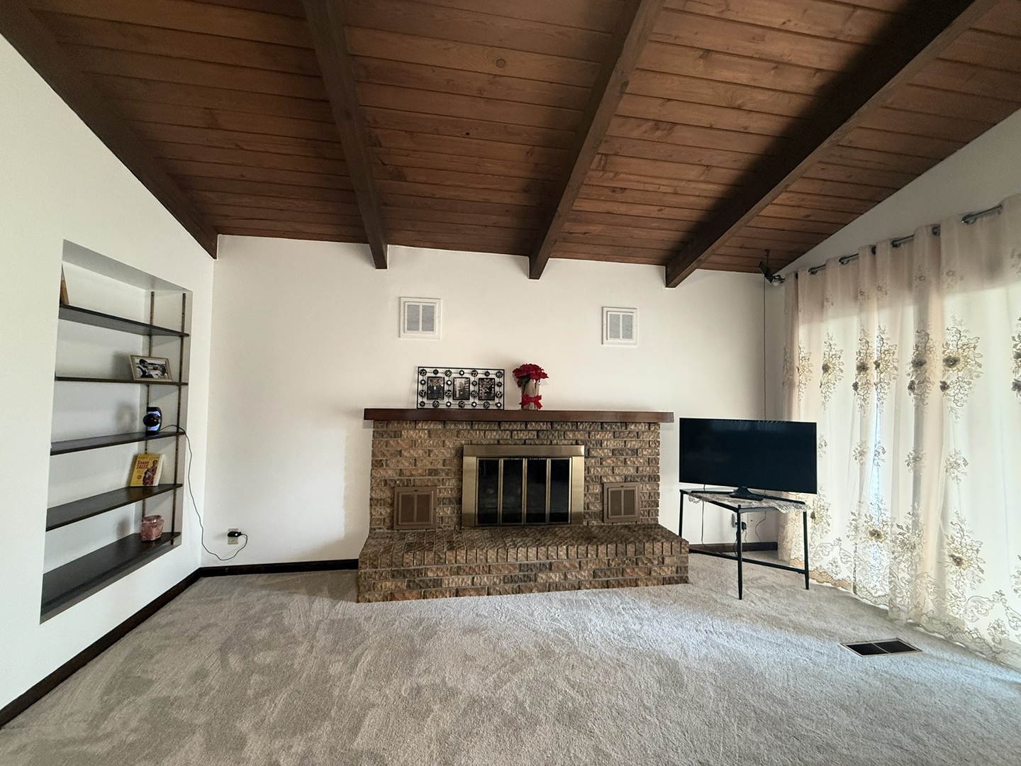 609 Moss Place