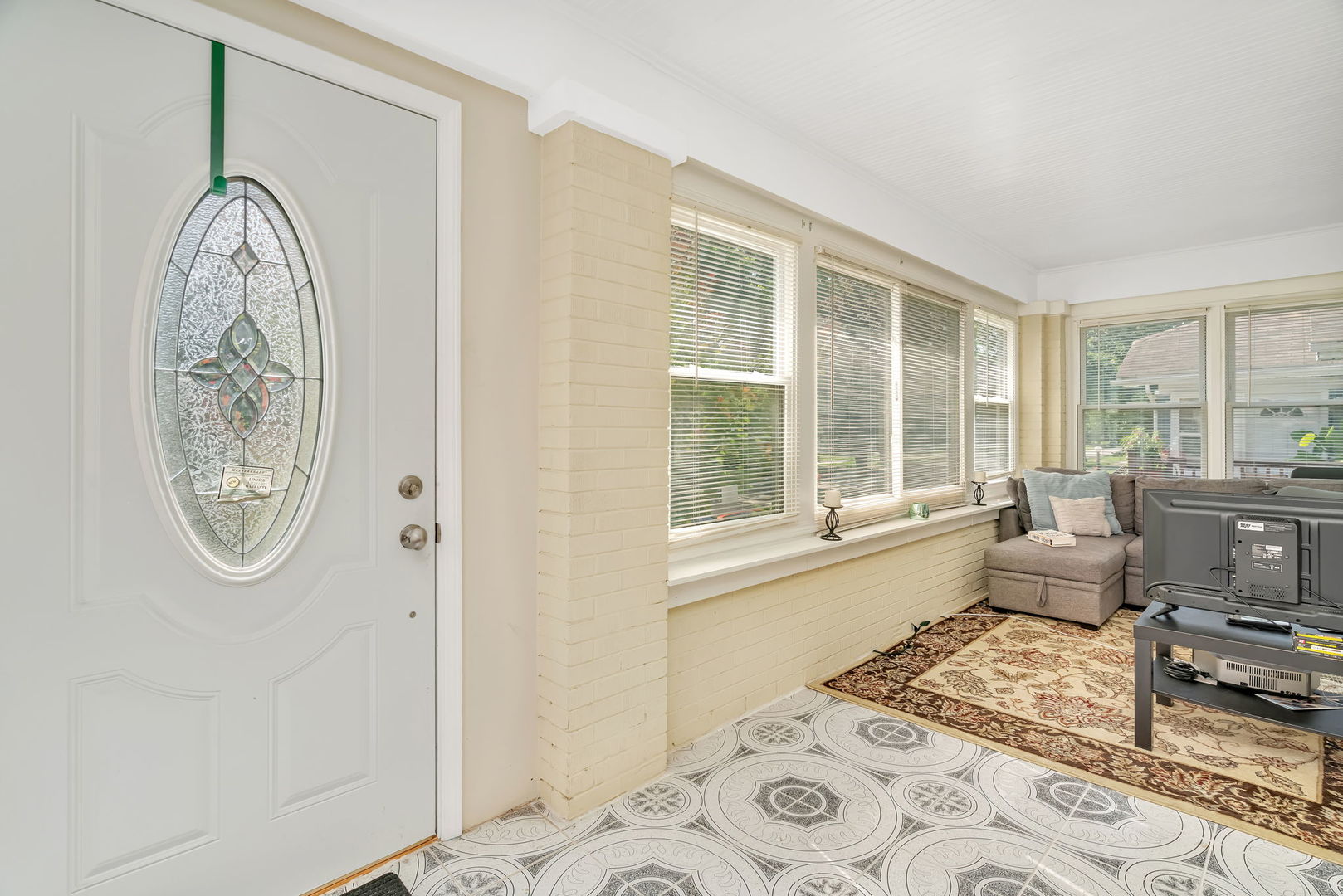 1920 S 6th Avenue