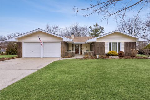 23W302 Cambridge Court Glen Ellyn IL 60137