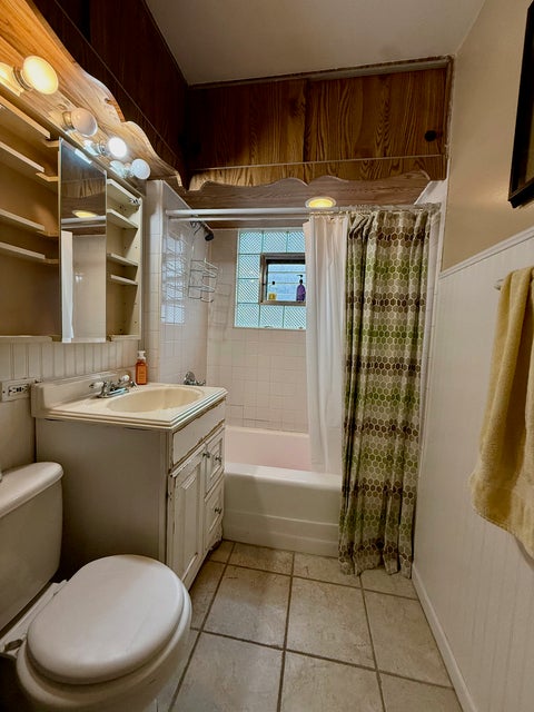 Tiny photo for 3723 Clinton Avenue, Berwyn, IL 60402 (MLS # 12741855)