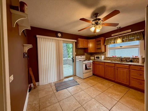 Tiny photo for 3723 Clinton Avenue, Berwyn, IL 60402 (MLS # 12741855)