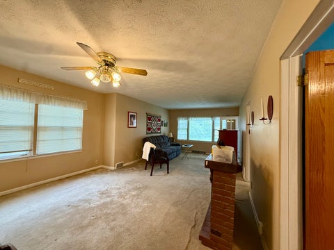Tiny photo for 3723 Clinton Avenue, Berwyn, IL 60402 (MLS # 12741855)