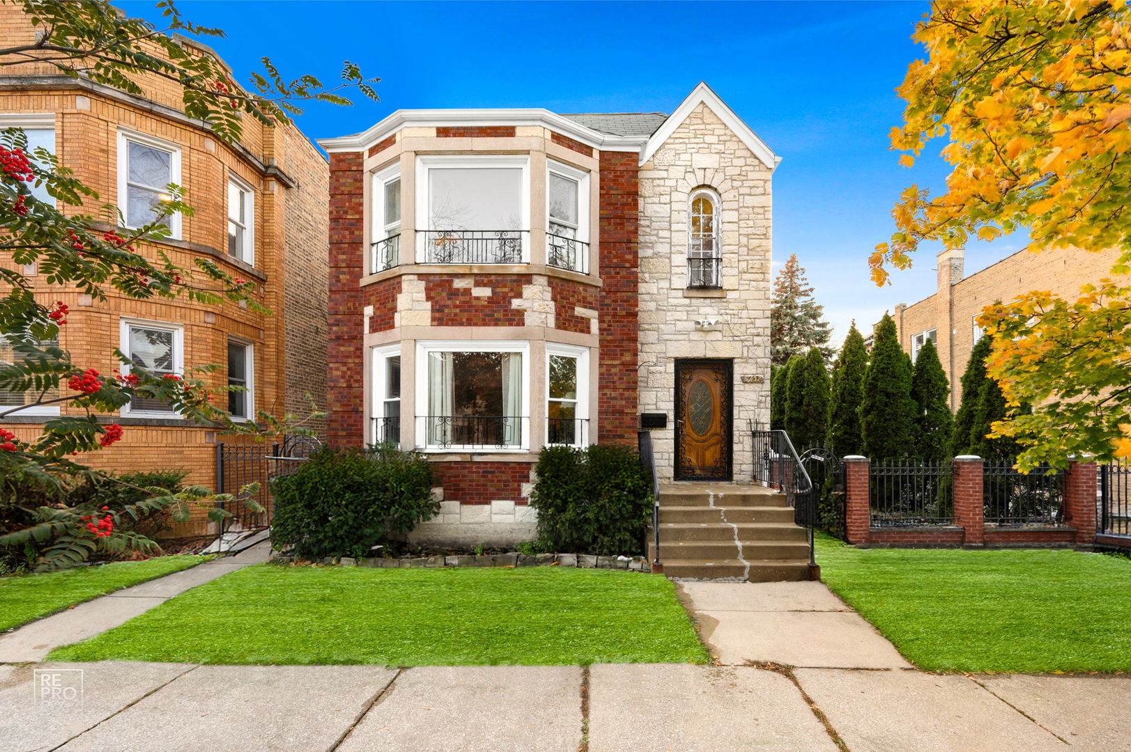 5632 N Richmond Street