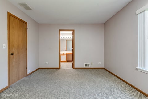 Tiny photo for 1111 Vail Court #1111, Naperville, IL 60540 (MLS # 12678020)