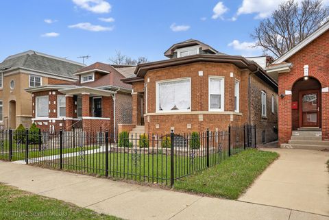 Tiny photo for Chicago, IL 60617 (MLS # 12633144)