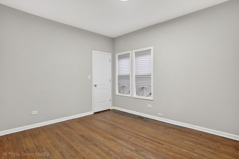Tiny photo for Chicago, IL 60617 (MLS # 12633144)