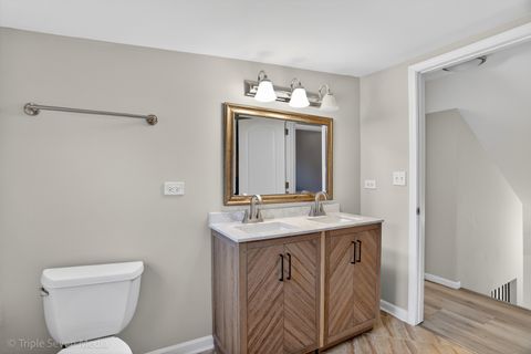 Tiny photo for Chicago, IL 60617 (MLS # 12633144)