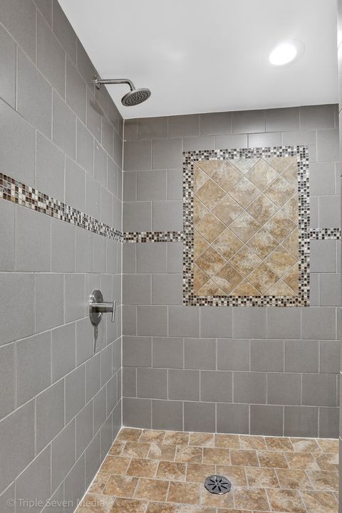 Tiny photo for Chicago, IL 60617 (MLS # 12633144)