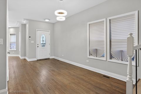 Tiny photo for Chicago, IL 60617 (MLS # 12633144)