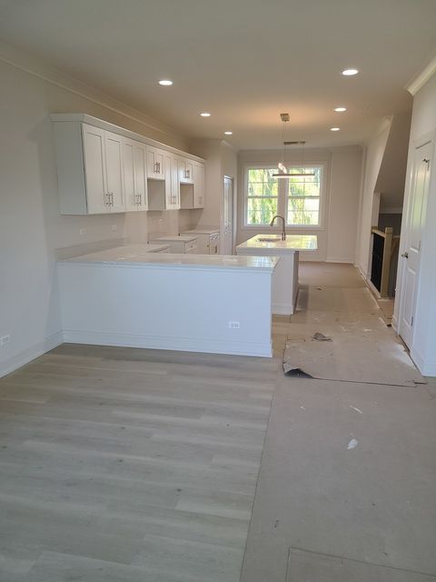 Tiny photo for 214 N Walnut Street #B, Bensenville, IL 60106 (MLS # 12439634)