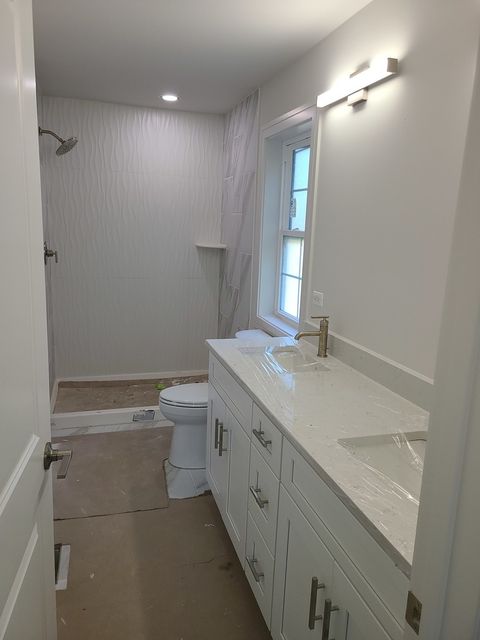 Tiny photo for 214 N Walnut Street #B, Bensenville, IL 60106 (MLS # 12439634)