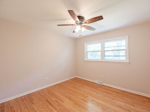 Tiny photo for 7104 Blackburn Avenue, Downers Grove, IL 60516 (MLS # 12544322)
