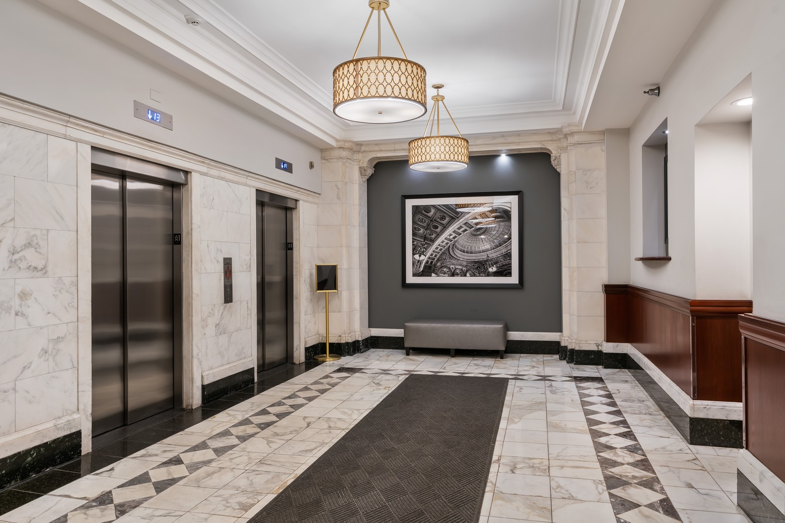 40 E 9th Street 1516