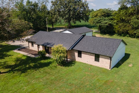 Photo of 956 Auburn Lane SE, Marion, IL 62959 (MLS # 12683465)
