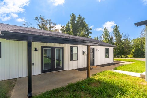 Tiny photo for 956 Auburn Lane SE, Goreville, IL 62939 (MLS # 12683465)