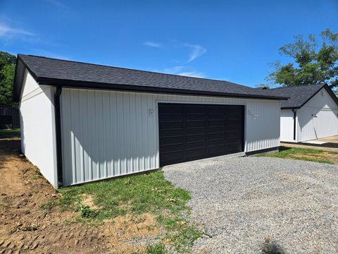 Tiny photo for 956 Auburn Lane SE, Goreville, IL 62939 (MLS # 12683465)