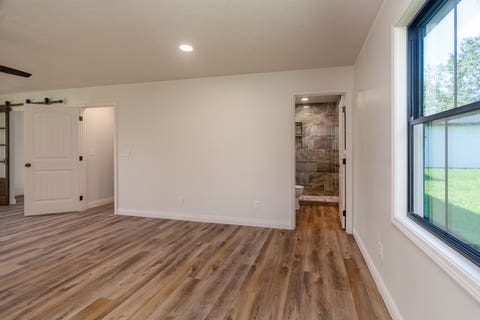 Tiny photo for 956 Auburn Lane SE, Goreville, IL 62939 (MLS # 12683465)