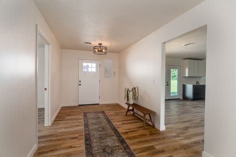 Tiny photo for 956 Auburn Lane SE, Goreville, IL 62939 (MLS # 12683465)
