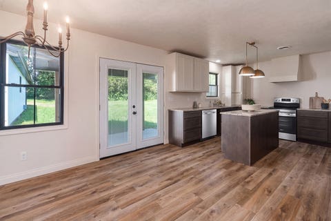 Tiny photo for 956 Auburn Lane SE, Goreville, IL 62939 (MLS # 12683465)