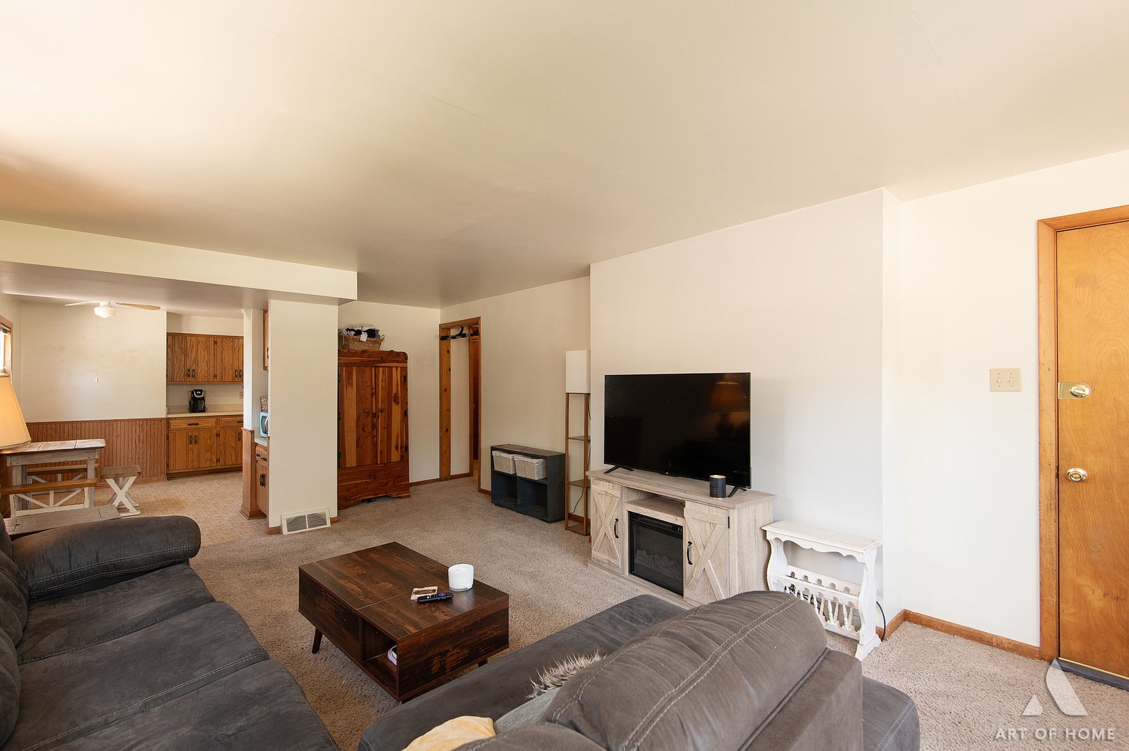 220 E 15th Street 1