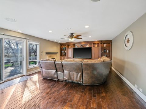 Tiny photo for 1903 E HOPI Lane, Mount Prospect, IL 60056 (MLS # 12579058)