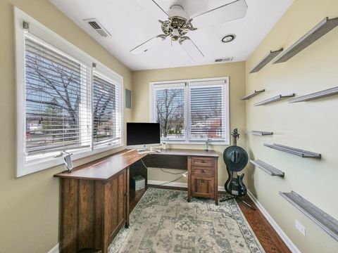 Tiny photo for 1903 E HOPI Lane, Mount Prospect, IL 60056 (MLS # 12579058)