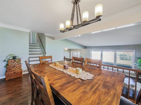 Tiny photo for 1903 E HOPI Lane, Mount Prospect, IL 60056 (MLS # 12579058)