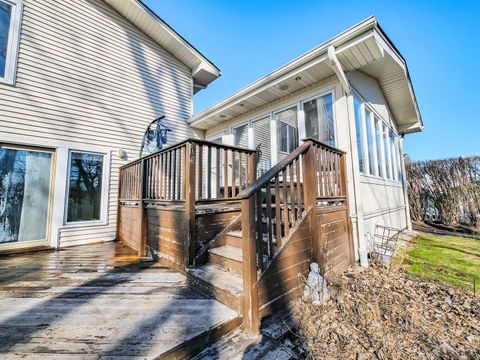 Tiny photo for 1903 E HOPI Lane, Mount Prospect, IL 60056 (MLS # 12579058)