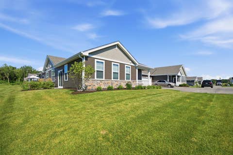Tiny photo for 1133 Williamsburg Street, Pingree Grove, IL 60140 (MLS # 12723827)