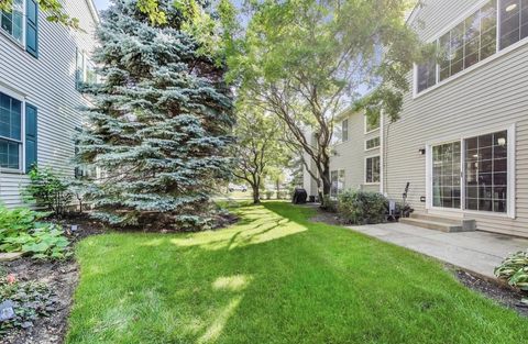 Tiny photo for 4 Haverton Court, Streamwood, IL 60107 (MLS # 12518903)
