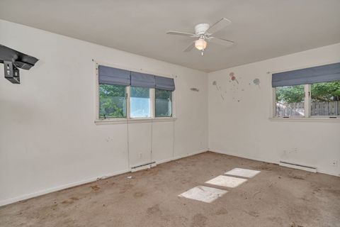Tiny photo for 1108 E 9th Street, Lockport, IL 60441 (MLS # 12457859)
