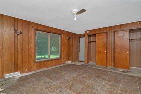 Tiny photo for 1108 E 9th Street, Lockport, IL 60441 (MLS # 12457859)