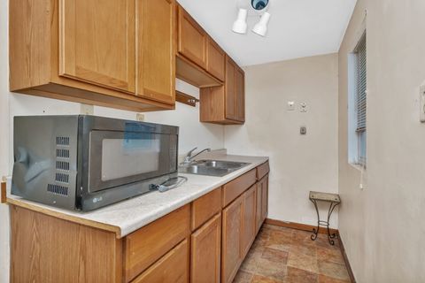 Tiny photo for 1108 E 9th Street, Lockport, IL 60441 (MLS # 12457859)