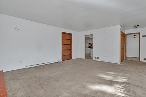 Tiny photo for 1108 E 9th Street, Lockport, IL 60441 (MLS # 12457859)