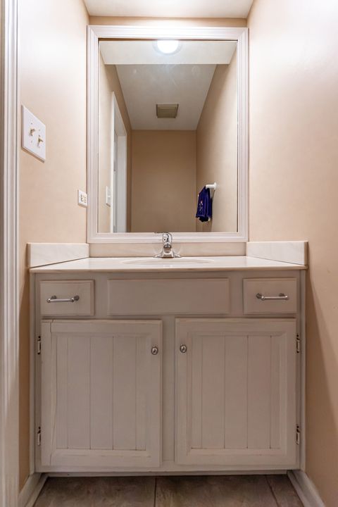 Tiny photo for 1122 Creekside Drive, Wheaton, IL 60189 (MLS # 12603734)