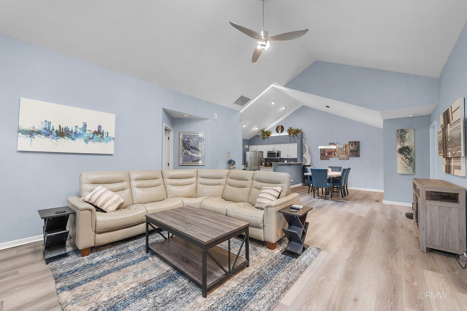 183 Canterbury Court