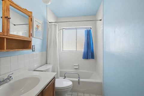 Tiny photo for 5611 Washington Street, Downers Grove, IL 60516 (MLS # 12550377)