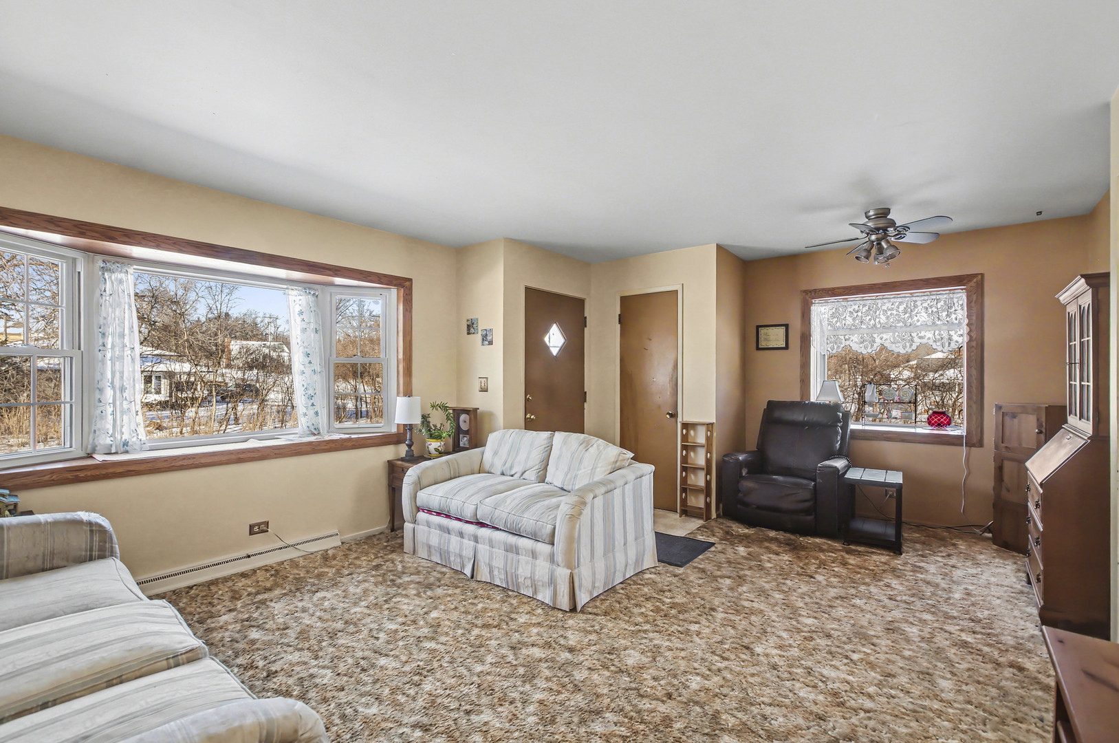 5611 Washington Street